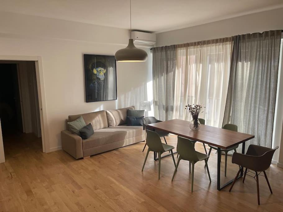 Lml Housing The Place To Be In Rom Eksteriør billede